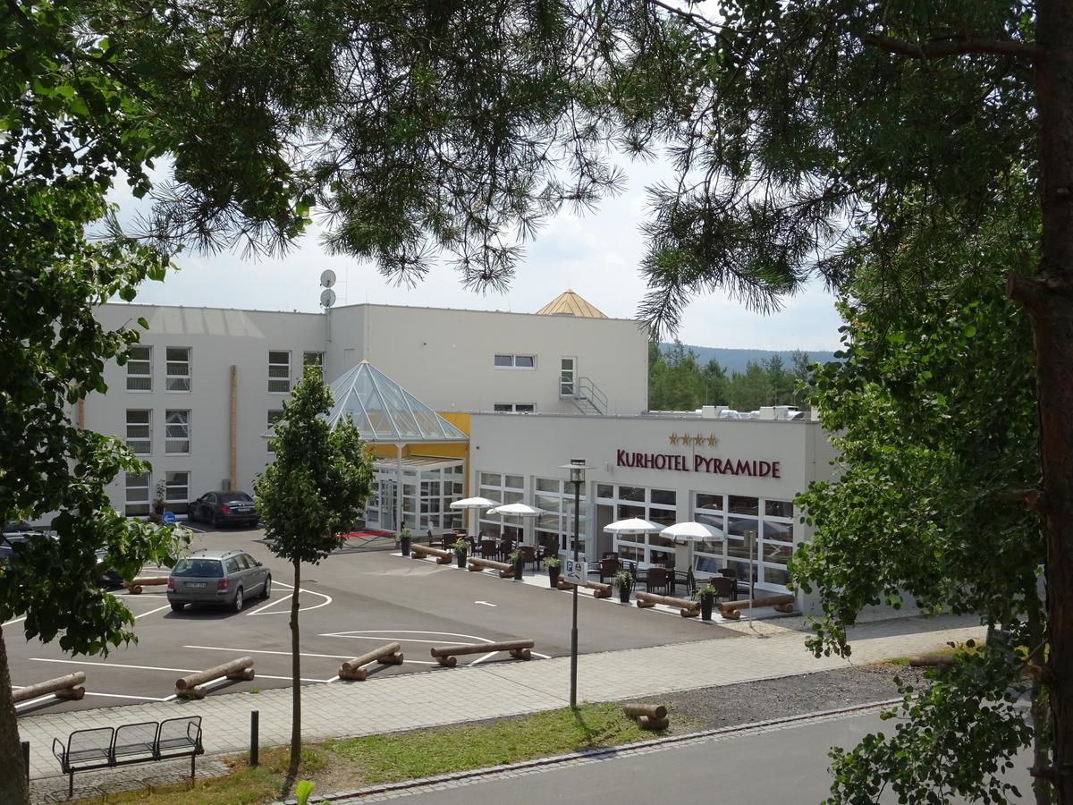 Kurhotel Pyramide Sibyllenbad Neualbenreuth Eksteriør billede