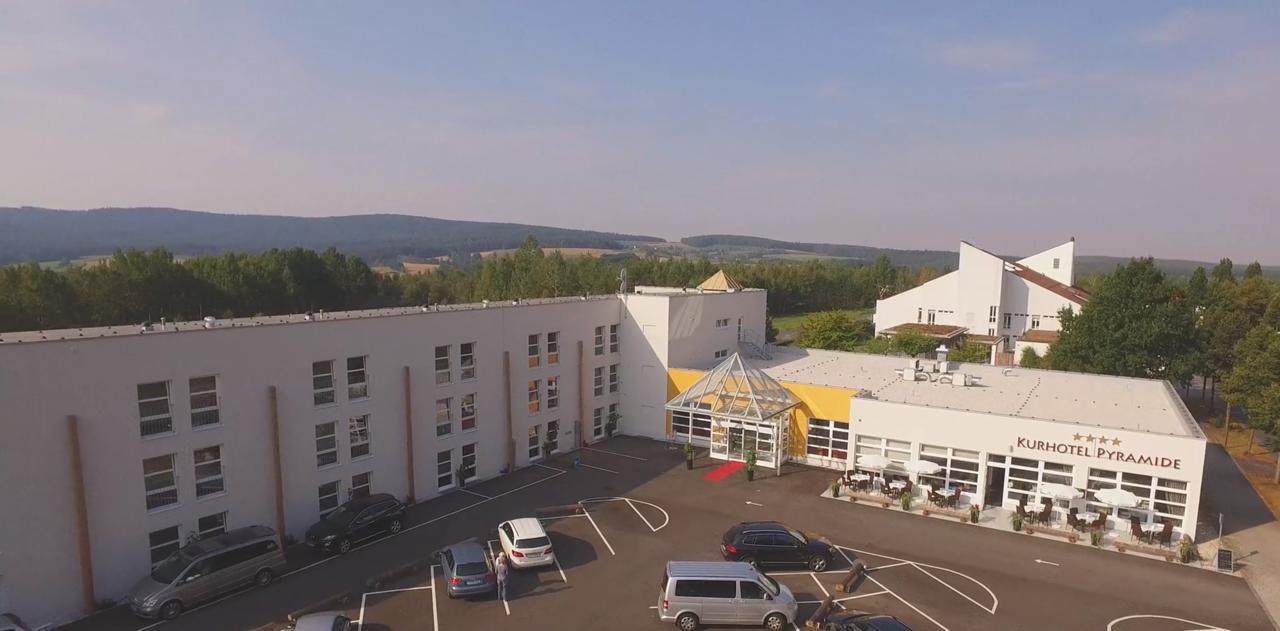 Kurhotel Pyramide Sibyllenbad Neualbenreuth Eksteriør billede